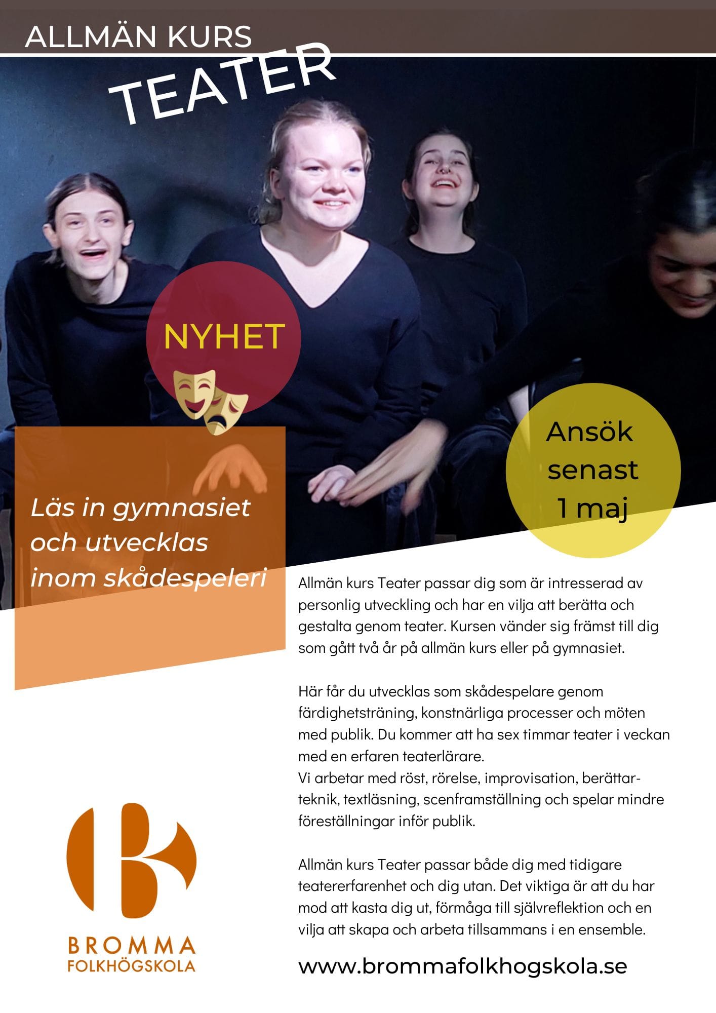 Glada och nyfikna personer sitter på en scen.